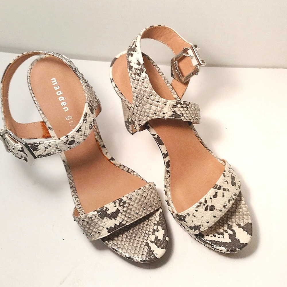 Madden Girl Rooma Faux Snakeskin Studded Ankle Strap Platform Open Toe heels.